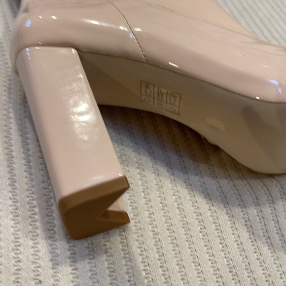 New over the knee Jeffrey Cambell boots - Picture 6 of 12